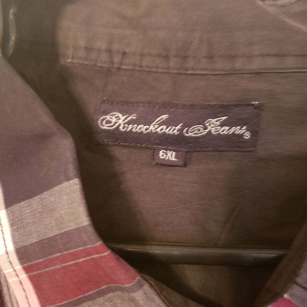 Knockout Jeans Button down - Picture 2 of 3